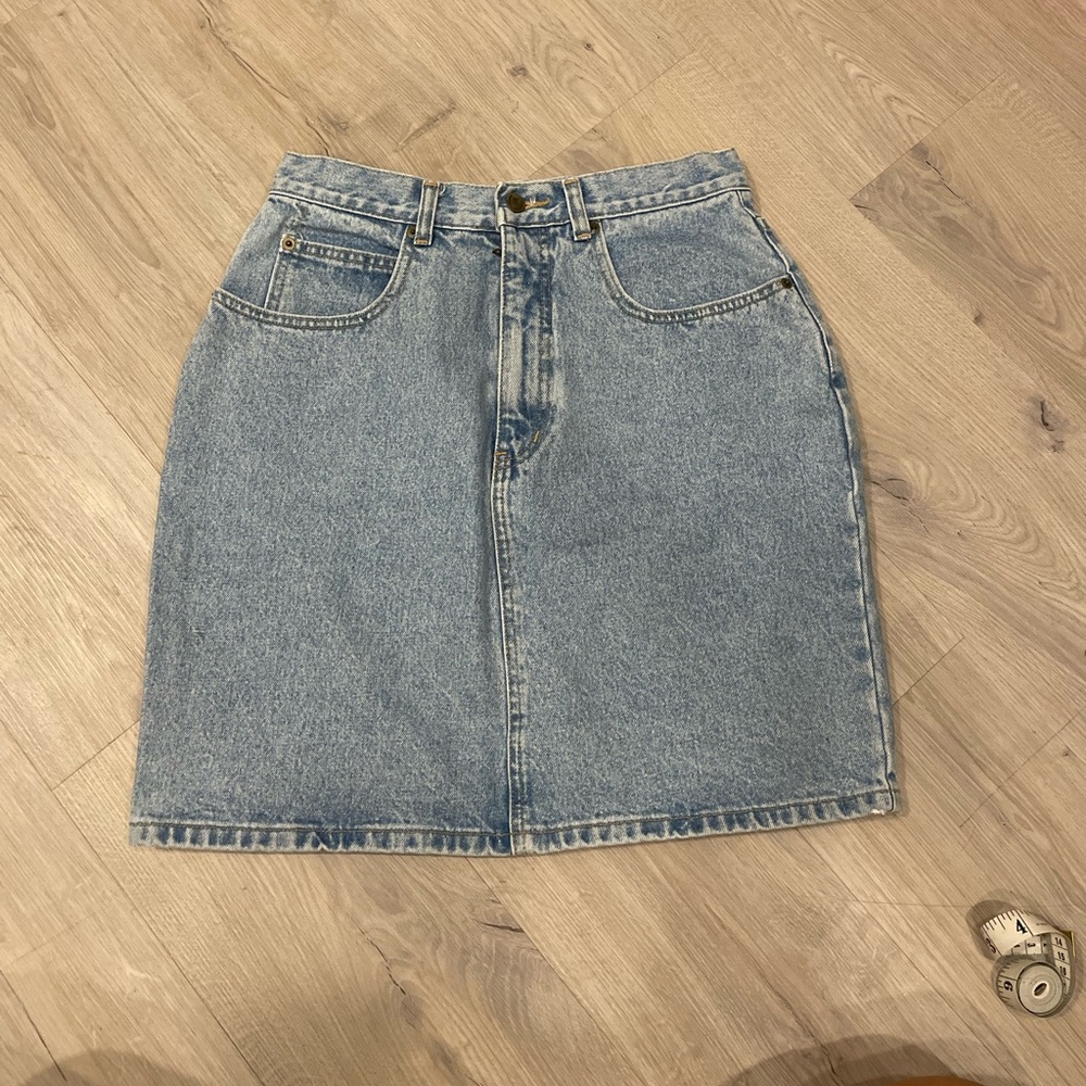 Vintage Express Alfred Sung Denim Skirt